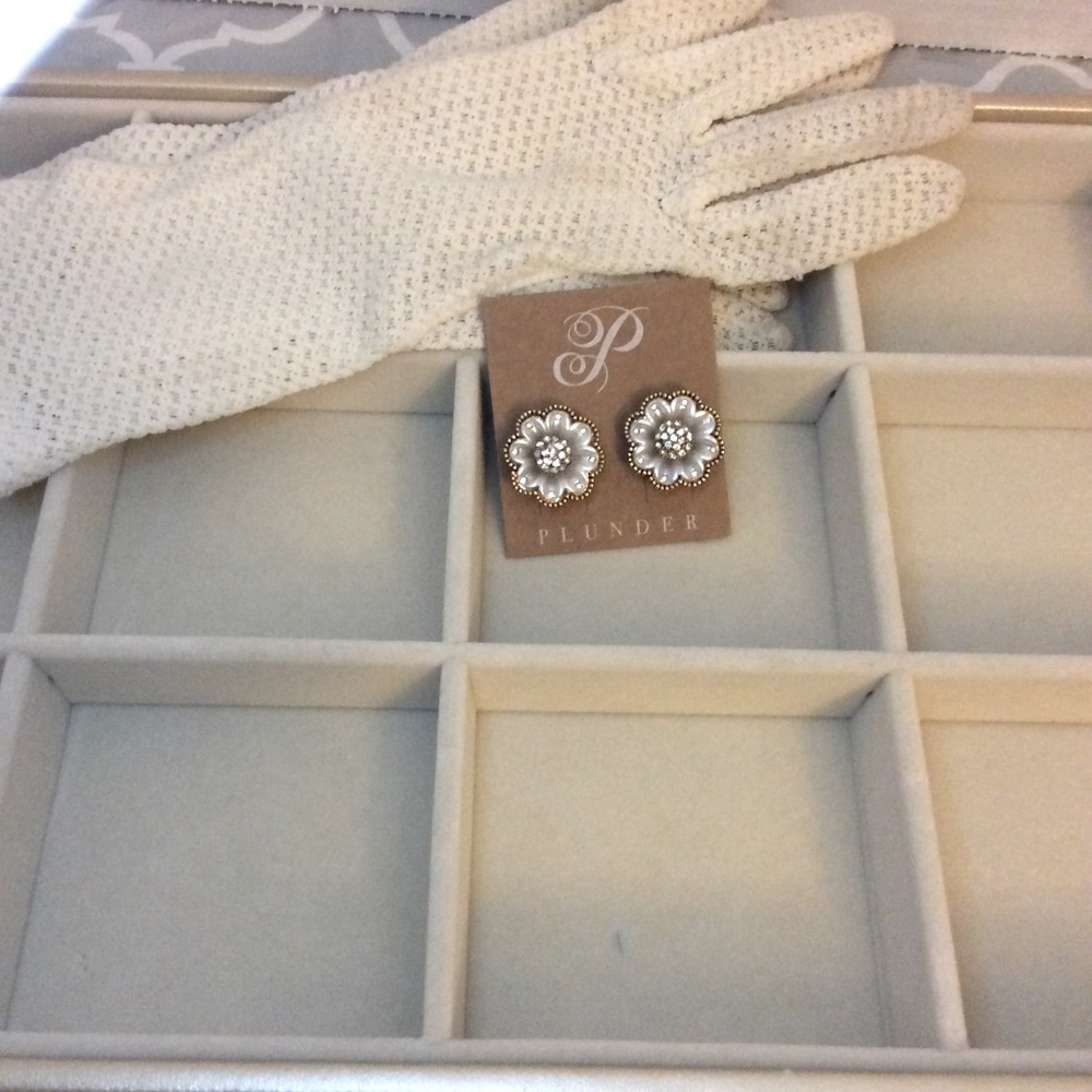 Plunder earrings